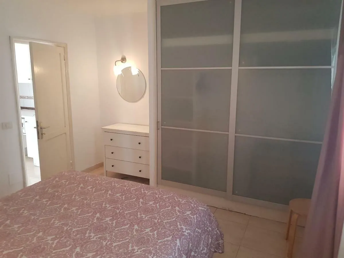 بويرتو ذيل كارمين Apartamentos Las Vistas De Lanzarote 0*, بويرتو ذيل كارمين